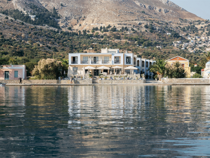 Pedi Beach Hotel in Sými, Greece